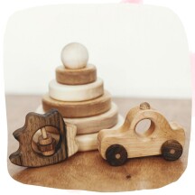 Spielzeug aus Holz