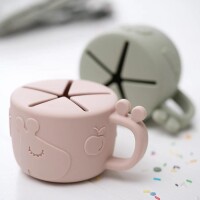done by deer Snacktasse - Peekaboo snack cup Raffi mustard