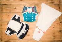 Bamboolik PUL-Überhose, Klett MINI für Neugeborene türkis verliebte Otter