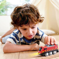 Hape Aufladbare Lok – USB & Kurbel-Dynamo,...